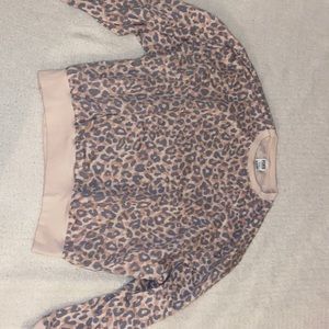 Pink leopard crewneck